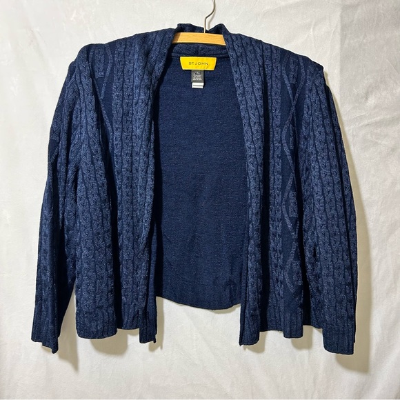 St. John Women’s Blue Cableknit 3/4 sleeve open front cardigan shrug. Size L - Picture 1 of 14
